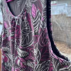 Croft & Barrow Women’s tank top